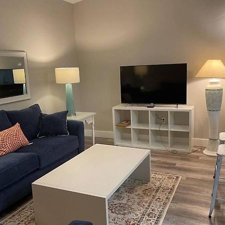 Siesta Key Village-Suite #4: A Block To The Beach! Sarasota Eksteriør billede