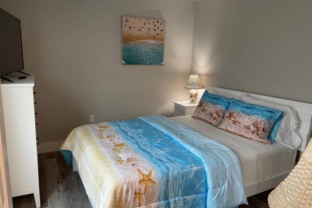 Siesta Key Village-Suite #4: A Block To The Beach! Sarasota Eksteriør billede